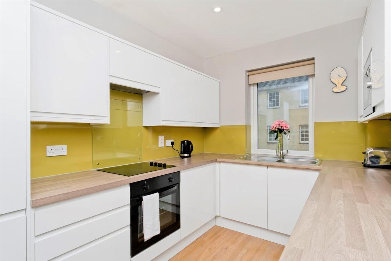 Charming Old Town 2 Bed Apt, 2Mins From Royal Mile Edimburgo Exterior foto